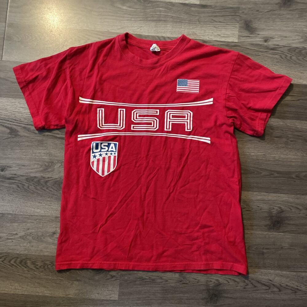 USA Soccer T-Shirt Mens Medium Red Keya Shield Logo American Flag World Cup